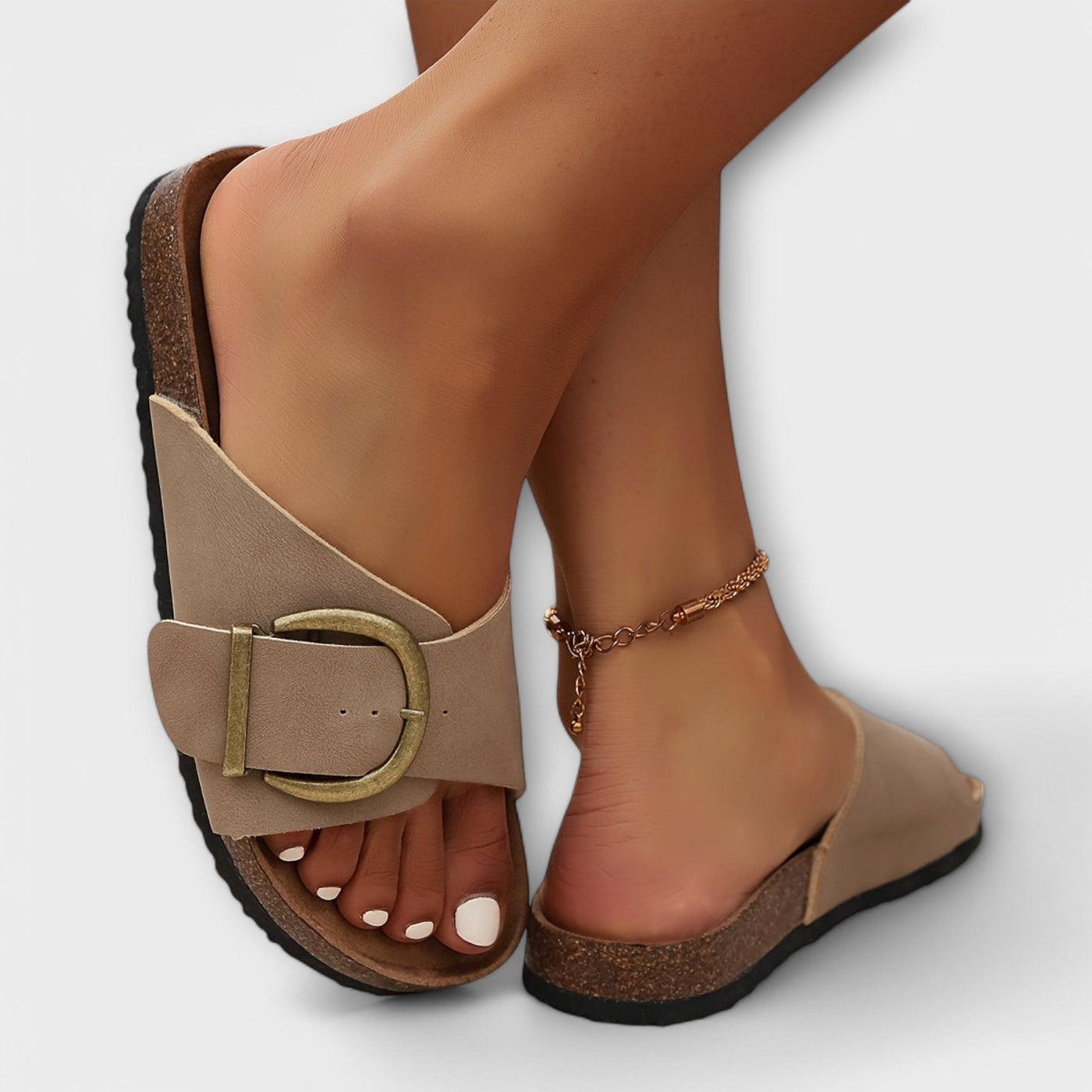 Margie | Damen Korkpantoletten mit Schnallenriemendesign