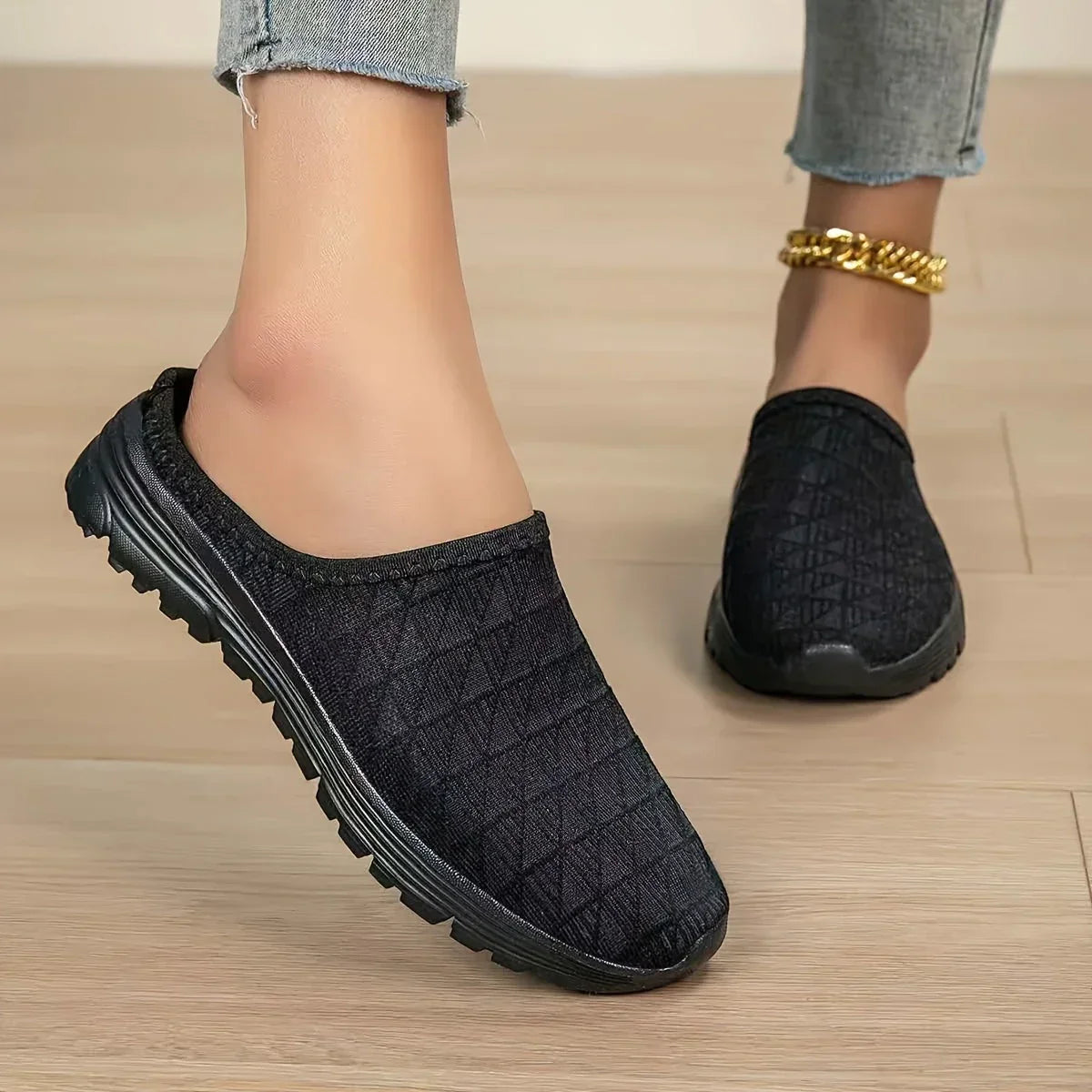 Brunilda - Atmungsaktive Flache Pantoffel